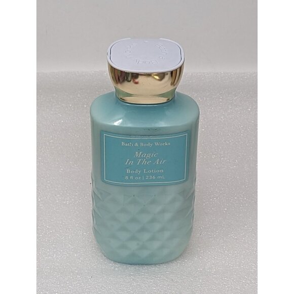 Bath & Body Works Magic In The Air Body Lotion 8 Oz - Picture 1 of 1